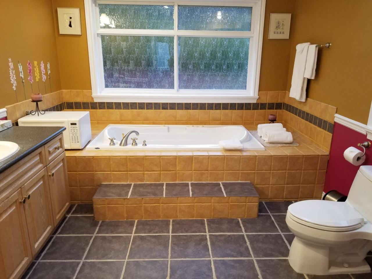Squamish Highlands Bed & Breakfast Esterno foto